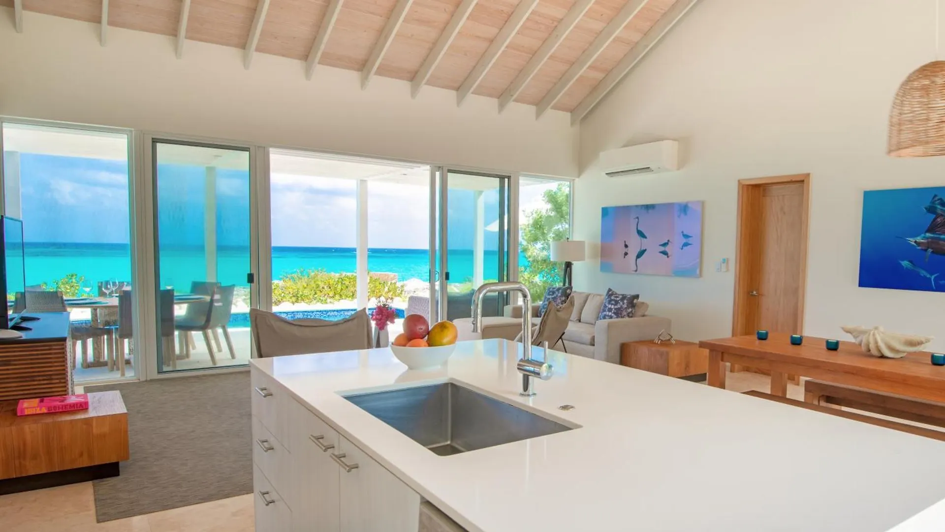 Sailrock South Caicos - Oceanview Villas & Suites
