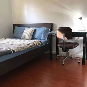 Family House In The City Center Homestay Richmond